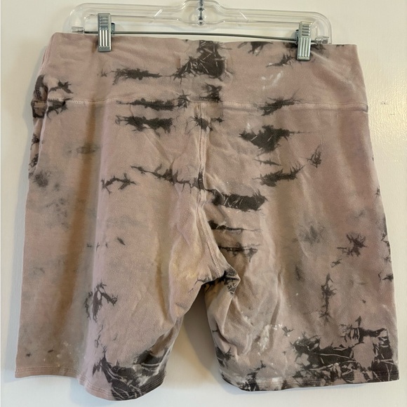 Tie-Dye Women's Bike Shorts - Picture 4 of 6